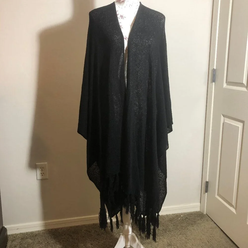 Timeless Warmth: Vintage Black Fringe Wrap by Amiee Lynn Inc. (RN#95304) – 41